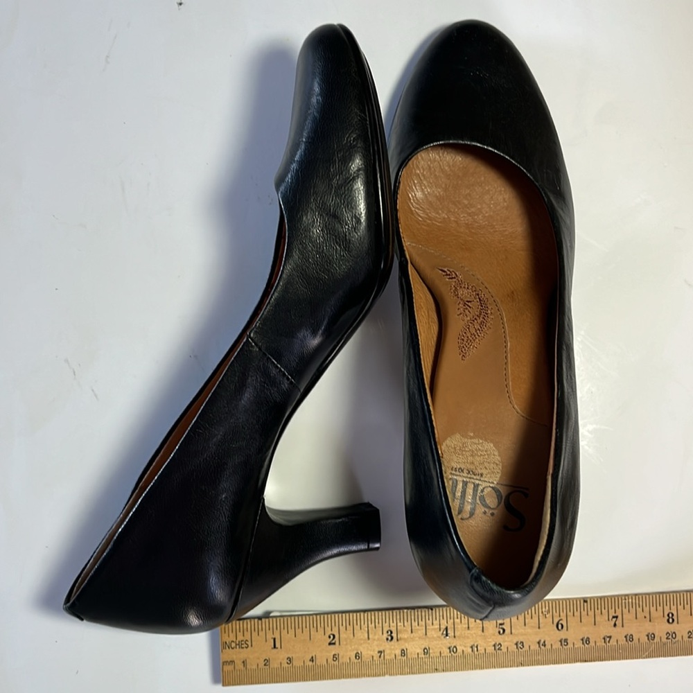 Sofft Samy woman’s black leather pump kitten wrapped heel arch support sz8 - Picture 12 of 14